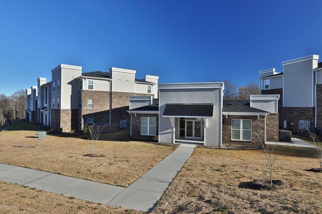 Piedmont Pointe in Greer, SC - Foto de edificio - Building Photo