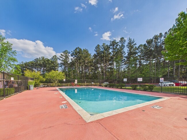 Oxford Pointe Apartments