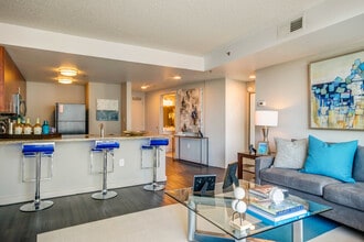 The Zenith in Baltimore, MD - Building Photo - Building Photo