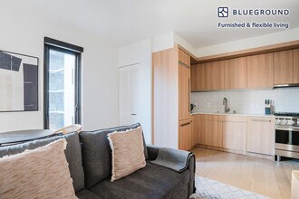 30 Otis St in San Francisco, CA - Foto de edificio - Building Photo