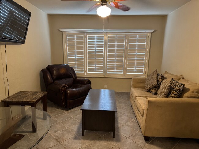 608 Alicia Dr in El Paso, TX - Building Photo - Building Photo