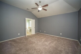 1701 Chestnut Glen Ct in Conroe, TX - Building Photo - Building Photo