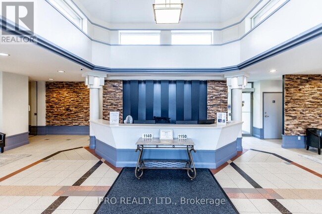 1150-1150 Parkwest Pl in Mississauga, ON - Building Photo - Building Photo