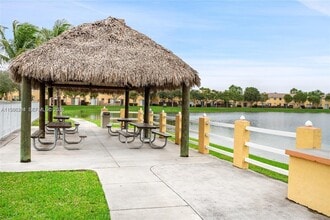 1663 SE 29th St in Homestead, FL - Building Photo - Building Photo