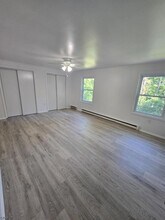 125 Hemlock Hill in Montague, NJ - Foto de edificio - Building Photo