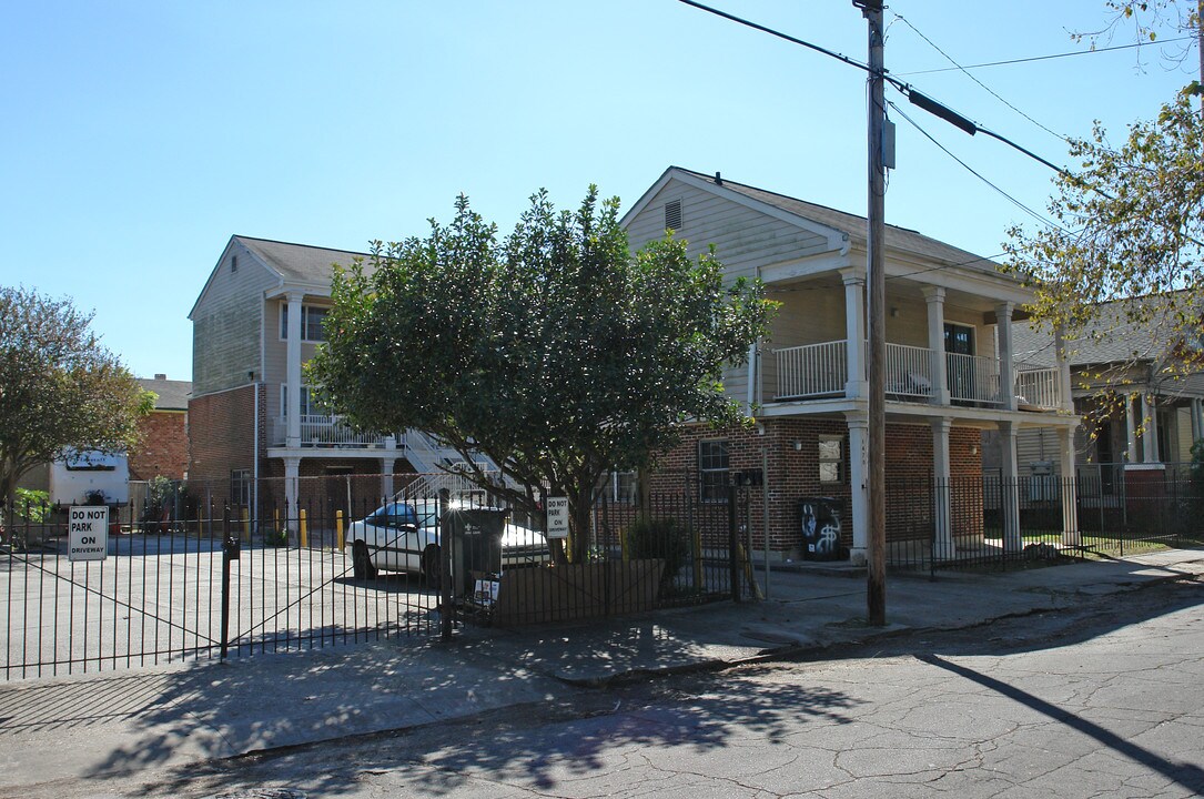 1470 Constance St in New Orleans, LA - Foto de edificio