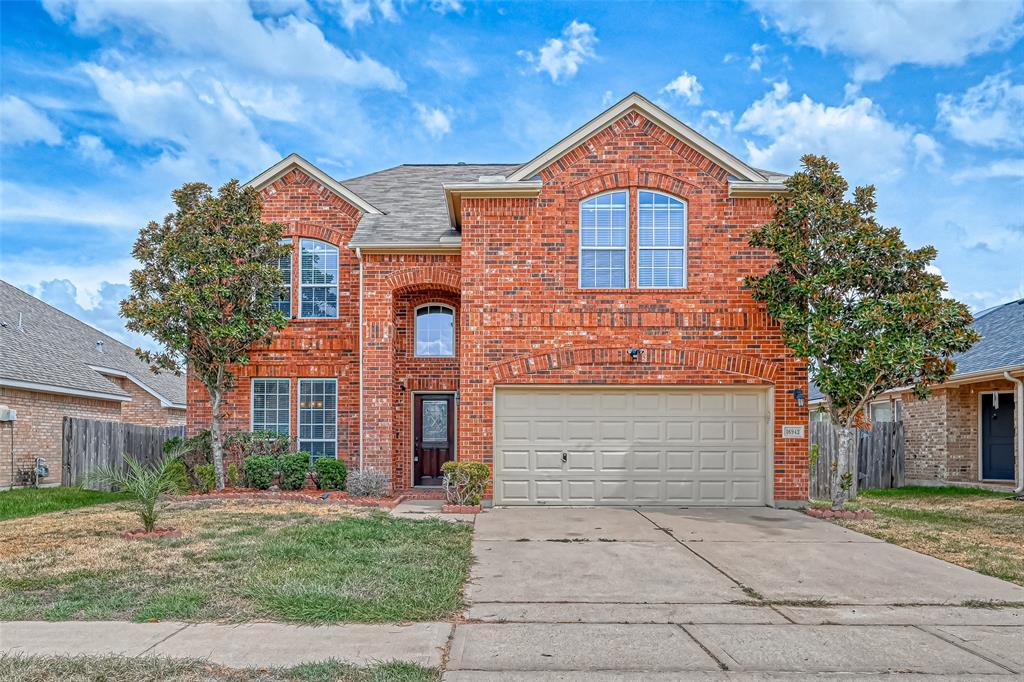 16942 Langham Crossing Ln in Houston, TX - Foto de edificio