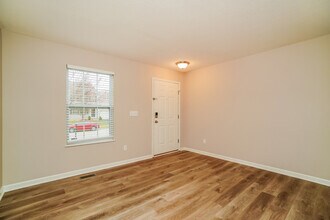 7899 Prairie Willow Dr in Blacklick, OH - Building Photo - Building Photo