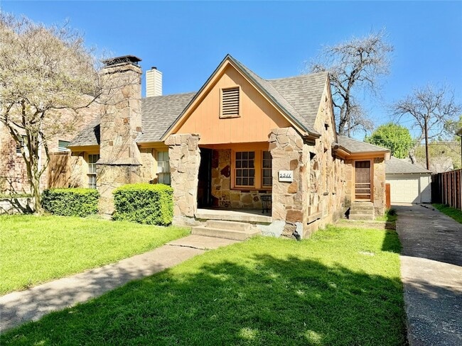 property at 5511 Longview St