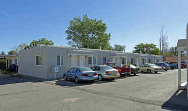 200-204 Jefferson St NE in Albuquerque, NM - Building Photo - Building Photo