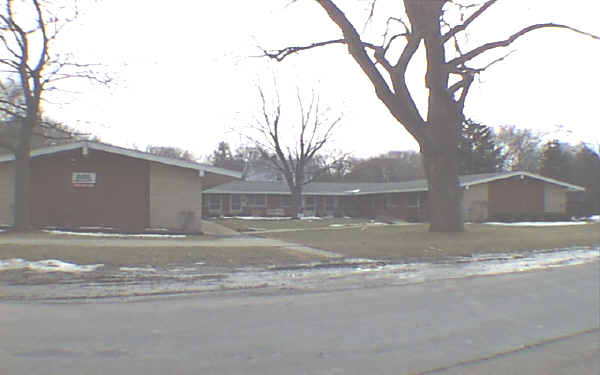 606 Crescent St in Wheaton, IL - Building Photo