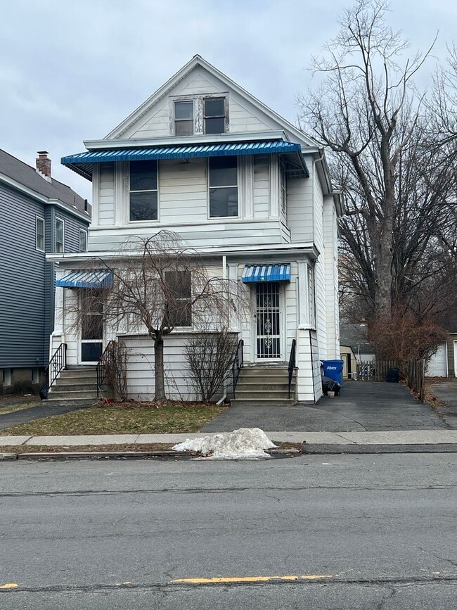 property at 315 New Scotland Ave