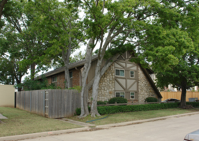 1323 E 41st Pl in Tulsa, OK - Building Photo - Building Photo