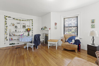203 Commonwealth Ave, Unit A in Boston, MA - Foto de edificio - Building Photo