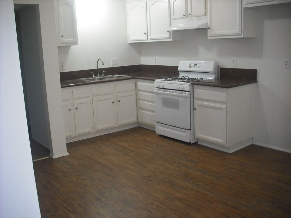 2530 El Dorado Ave in Oxnard, CA - Building Photo
