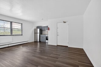 1208 Edgewood Ave, Unit 1B in Trenton, NJ - Building Photo - Building Photo