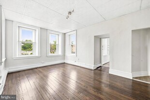 222 Henderson Ave in Ridley Park, PA - Building Photo