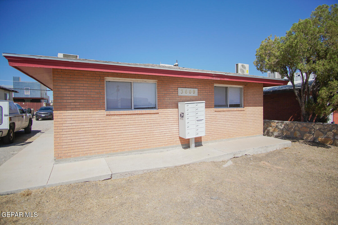 3609 Fred Wilson Ave in El Paso, TX - Building Photo