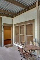 807 18th Ave S, Unit 207 in Nashville, TN - Building Photo