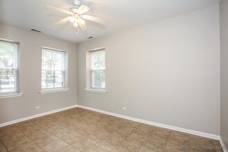 4941 N St Louis Ave in Chicago, IL - Building Photo - Building Photo