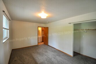 915 James Ct in Fort Collins, CO - Building Photo - Building Photo