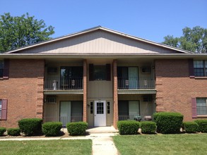 Trotwood Villa Apartments in Trotwood, OH - Building Photo - Building Photo