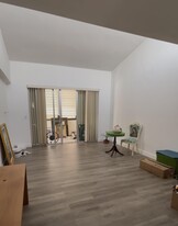 2540 Boundbrook Blvd in West Palm Beach, FL - Building Photo