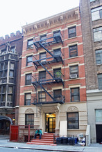 346 W 36th St in New York, NY - Foto de edificio - Building Photo