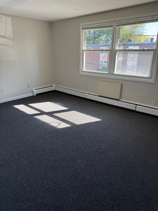 20-22 Margaret St in Pawtucket, RI - Building Photo
