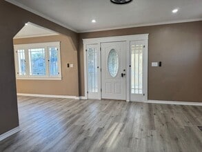 3719 McKenzie St in Riverside, CA - Building Photo - Building Photo