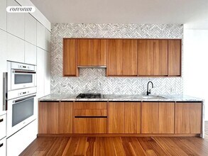 21 India St in Brooklyn, NY - Building Photo - Building Photo