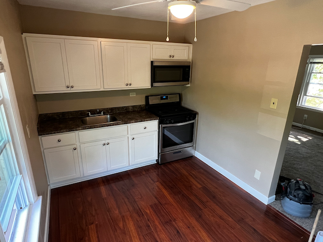 1370 Elkhorn Rd in Lake Geneva, WI - Building Photo