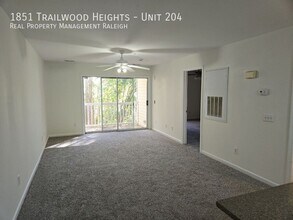 1851 Trailwood Heights Ln in Raleigh, NC - Building Photo - Building Photo
