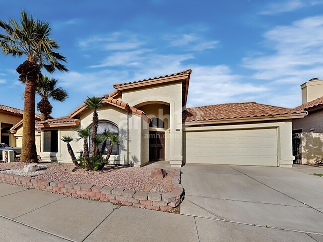 property at 3603 N 107th Dr