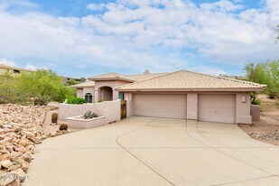 15655 N Cabrillo Dr in Fountain Hills, AZ - Building Photo