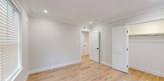 property at 9 Everett St