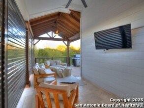 24718 Las Pilas in San Antonio, TX - Building Photo - Building Photo