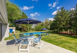 237 Blank Ln in Water Mill, NY - Building Photo - Building Photo