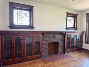 2601 S Kingshighway Blvd, Unit 2nd Floor in St. Louis, MO - Building Photo - Building Photo