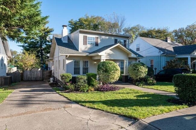 939 Seymour Ave in Nashville, TN - Foto de edificio - Building Photo