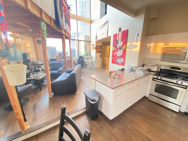 1130 Boylston St in Boston, MA - Foto de edificio - Building Photo