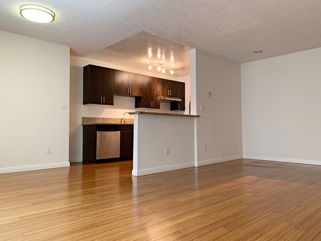 property at 1847 Winona Blvd