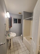 209 Cardinal Ln in Mount Holly, NJ - Building Photo - Building Photo