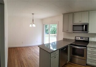 705 S Cherry St in Seneca, SC - Building Photo - Building Photo