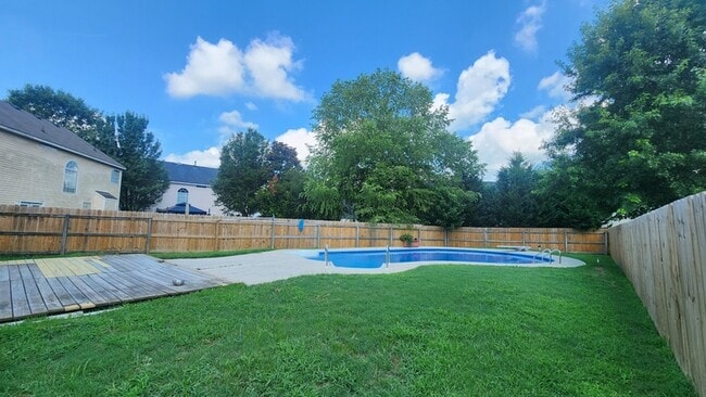 1828 Somersby Ln in Virginia Beach, VA - Building Photo - Building Photo