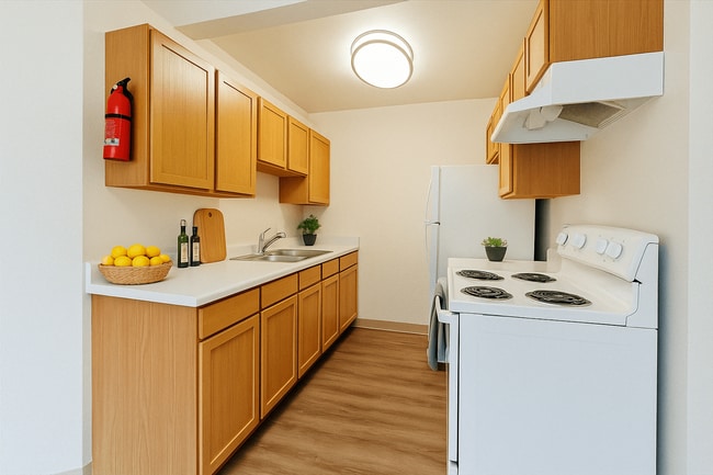 Greenfield Apartment Homes in Grand Rapids, MI - Building Photo - Building Photo