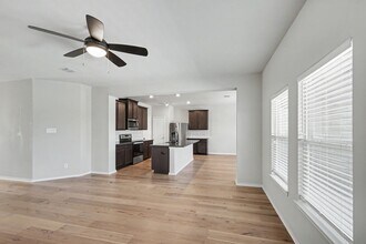 9335 Nubuck Br in Converse, TX - Building Photo - Building Photo