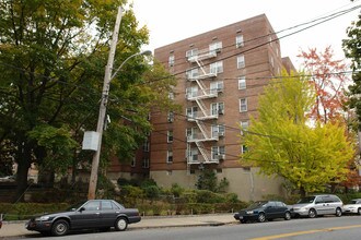 Valentine Gardens Cooperative in Yonkers, NY - Building Photo - Building Photo