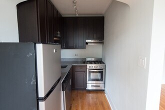 4742 N Hermitage Ave in Chicago, IL - Building Photo - Building Photo