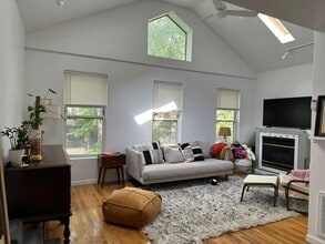 1507 W Ohio St, Unit 2 in Chicago, IL - Building Photo - Building Photo